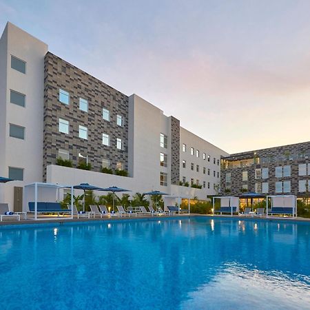 City Express Suites By Marriott Cancun Aeropuerto Alfredo V. Bonfil Exterior foto