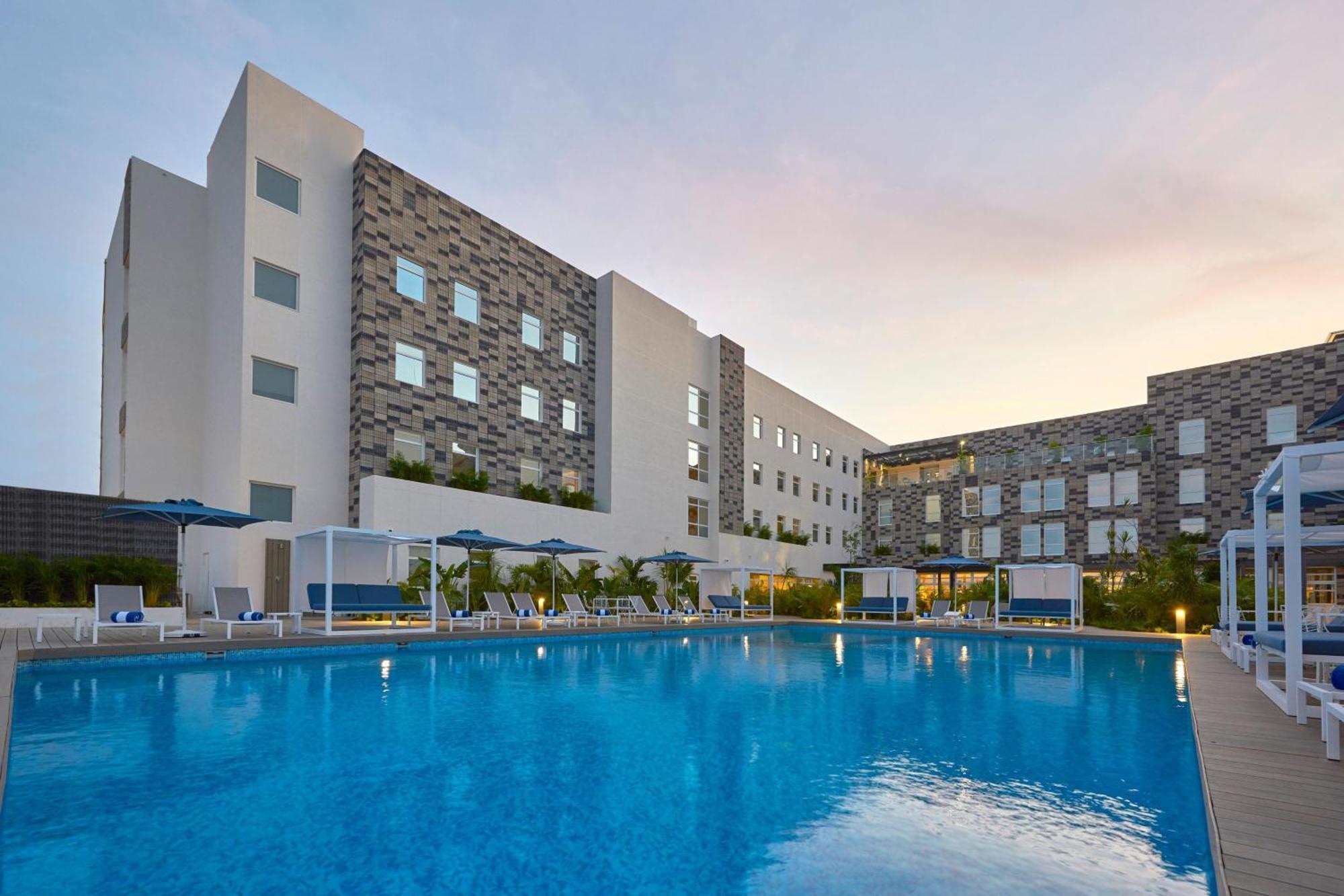 City Express Suites By Marriott Cancun Aeropuerto Exterior foto