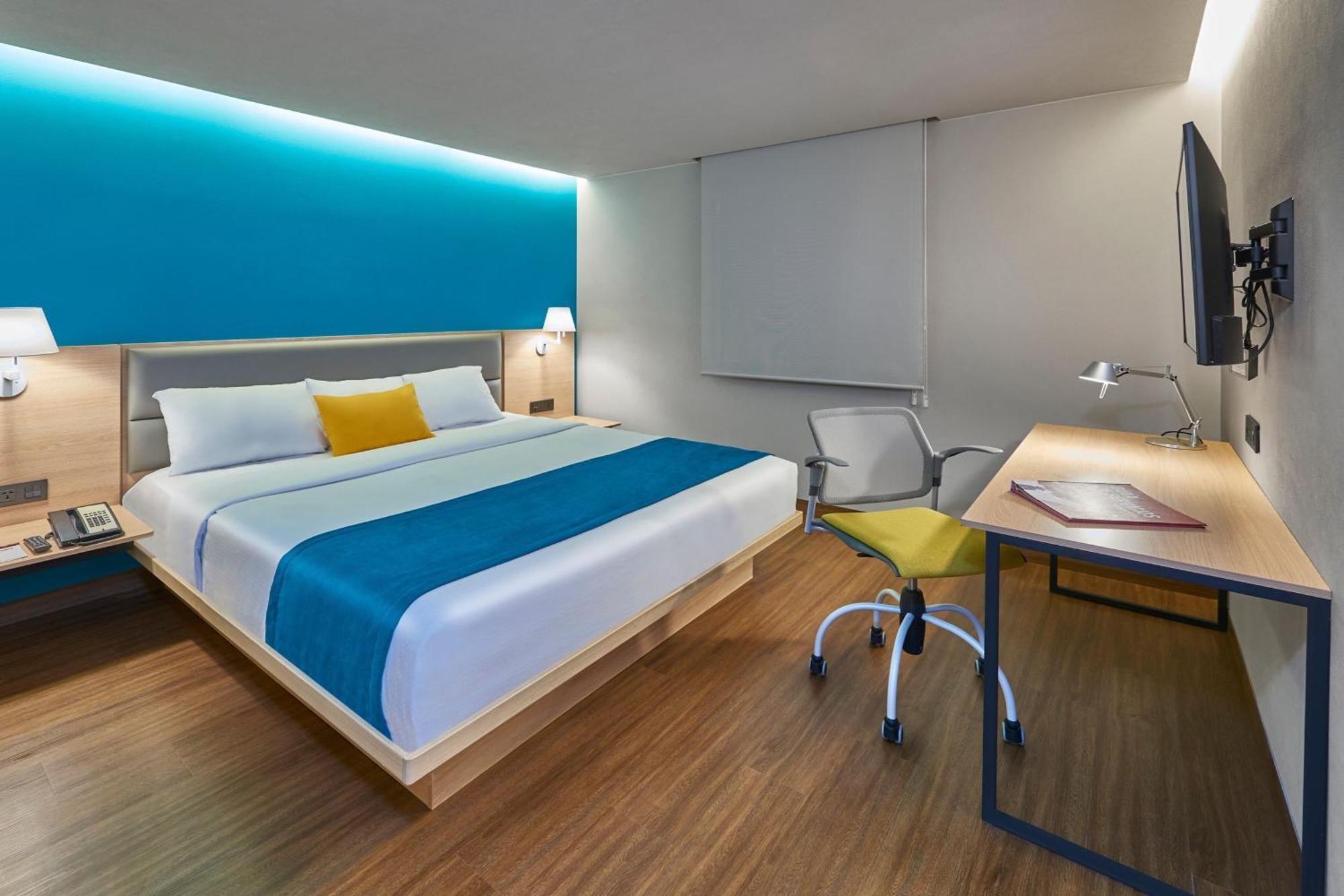 City Express Suites By Marriott Cancun Aeropuerto Alfredo V. Bonfil Exterior foto