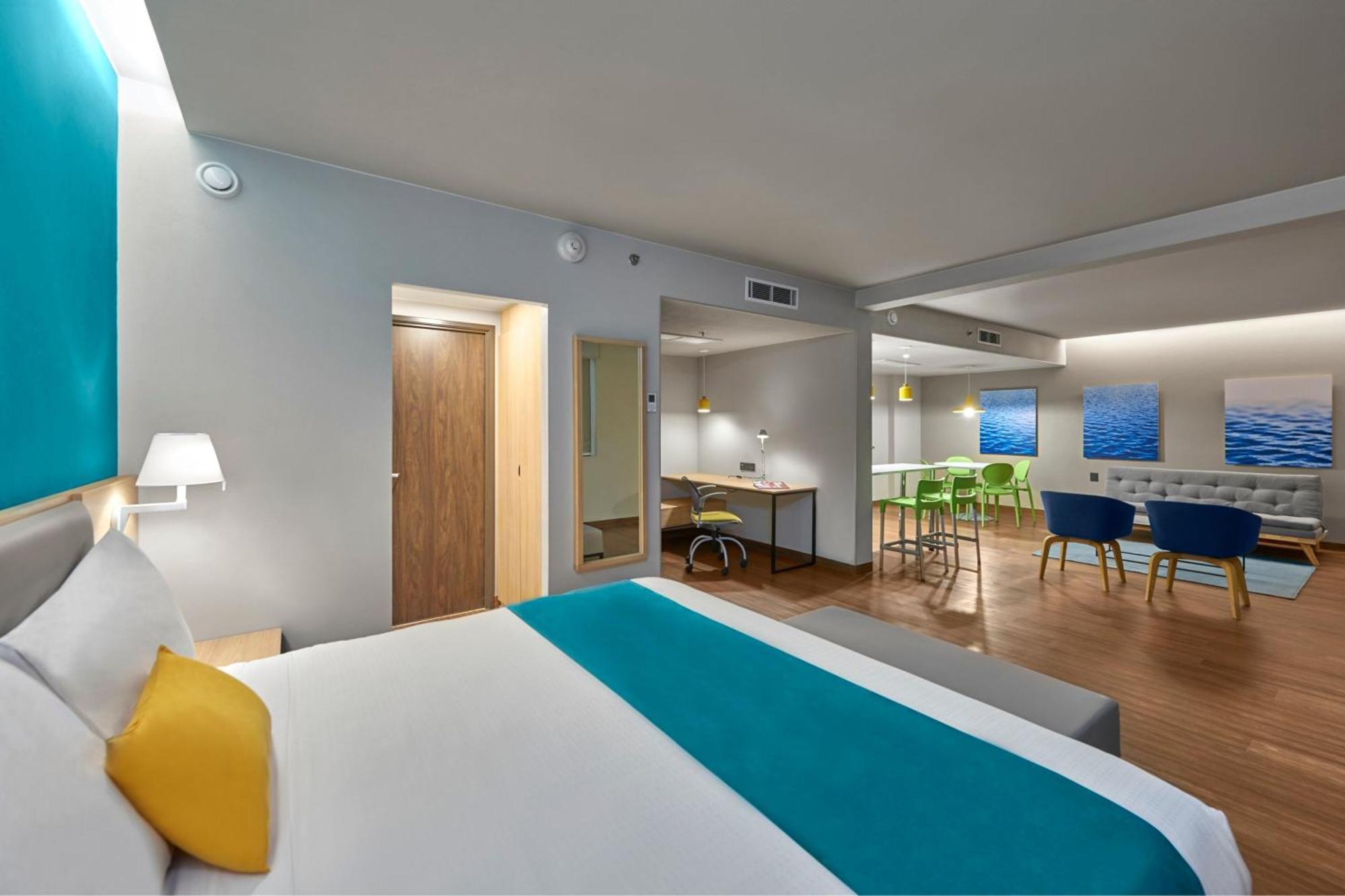 City Express Suites By Marriott Cancun Aeropuerto Alfredo V. Bonfil Exterior foto